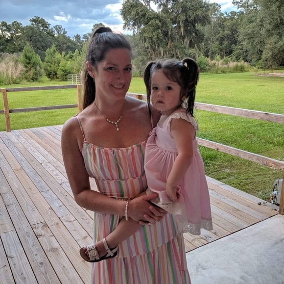 Meet your Posher, Lindsey - Picture 1 of 1